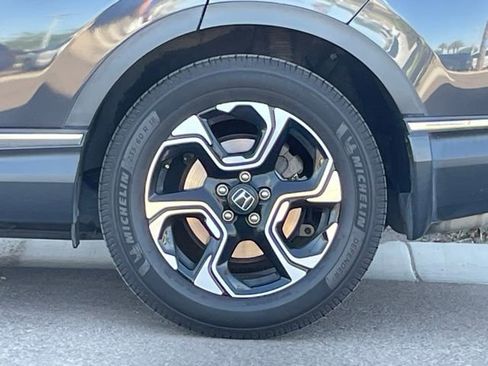 Used 2018 Honda CR-V Touring image 18
