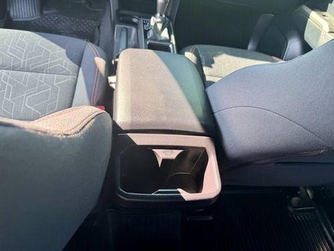 Used 2016 Toyota Tacoma TRD Sport image 17