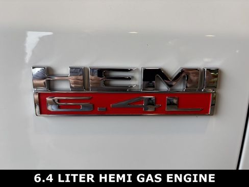 Used 2021 RAM 2500 Tradesman w/ Chrome Appearance Group AWD/4WD image 13