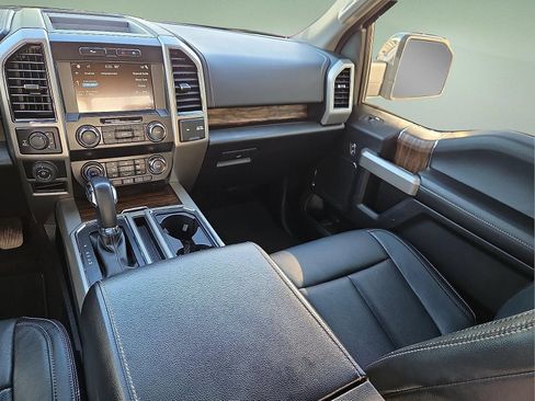 Used 2019 Ford F150 Lariat AWD/4WD image 12