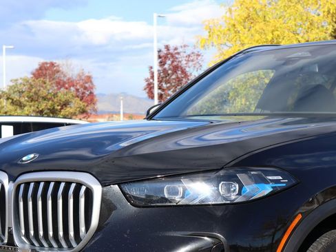 Used 2025 BMW X5 xDrive40i image 12