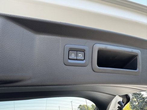 New 2026 MAZDA CX-50 AWD 2.5 Hybrid w/ Cargo Package image 39