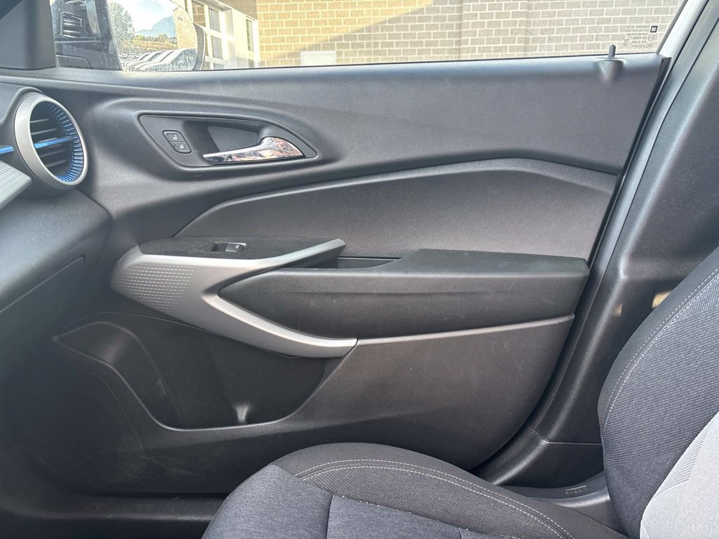 Used 2024 Chevrolet Trax LS w/ LS Convenience Package FWD image 7