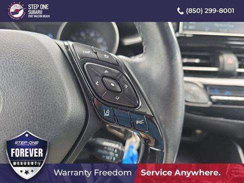 Used 2018 Toyota C-HR XLE image 23