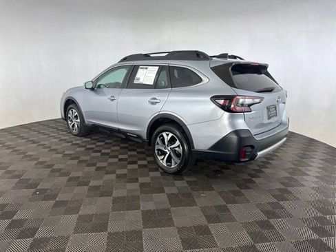 Used 2022 Subaru Outback Limited AWD/4WD image 7