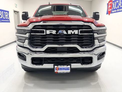 Used 2026 RAM 2500 Big Horn AWD/4WD image 4