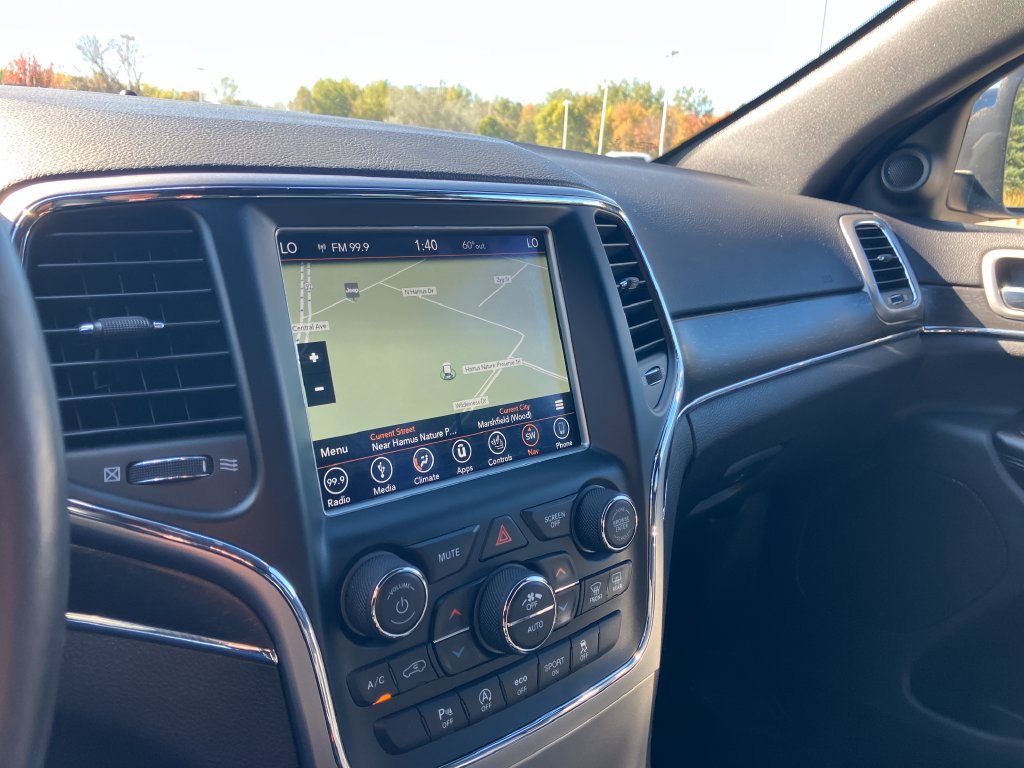 Used 2018 Jeep Grand Cherokee Limited AWD/4WD image 13
