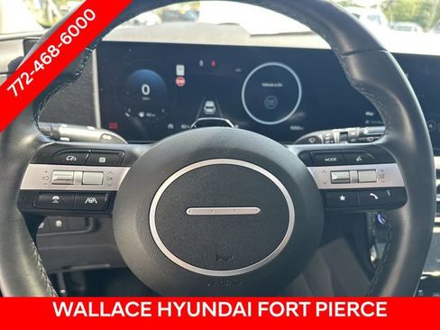Used 2025 Hyundai Tucson SEL FWD image 19