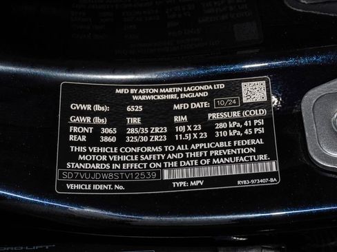 Used 2025 Aston Martin DBX 707 AWD/4WD image 35
