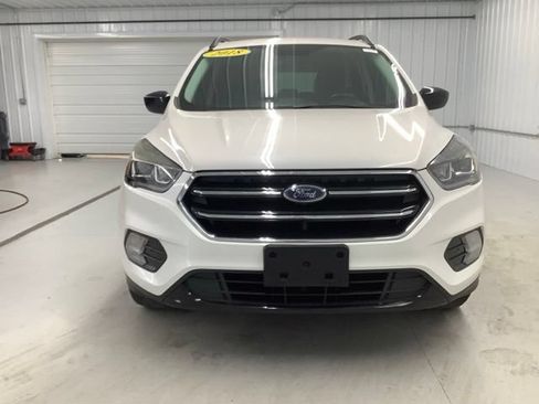 Used 2018 Ford Escape SE w/ SE Sport Appearance Package AWD/4WD image 2
