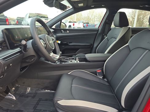 New 2026 Kia K5 GT-Line image 16