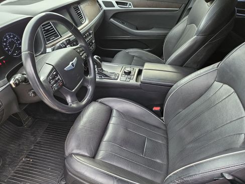 Used 2015 Hyundai Genesis 3.8 w/ Option Group 04 RWD image 2