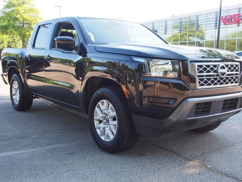 Used 2023 Nissan Frontier SV RWD image 1