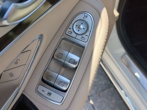 Used 2017 Mercedes-Benz C 300 4MATIC Sedan image 17