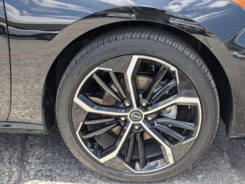 Used 2025 Nissan Altima 2.5 SR FWD image 28