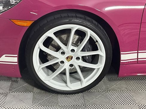 Used 2024 Porsche 718 Cayman image 10