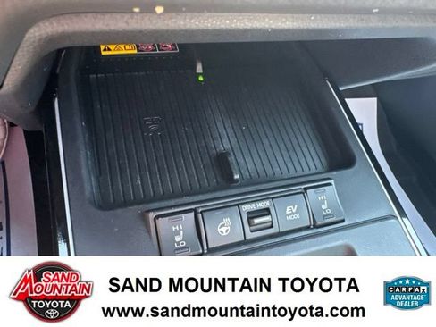 Used 2026 Toyota Corolla Cross AWD Hybrid w/ Convenience Package image 21
