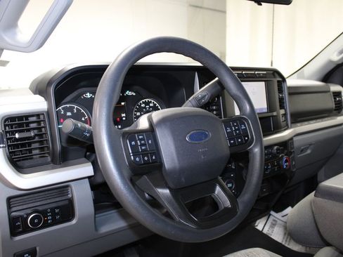 Used 2024 Ford F250 XLT image 23