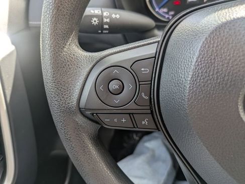Used 2025 Toyota RAV4 LE AWD/4WD image 23