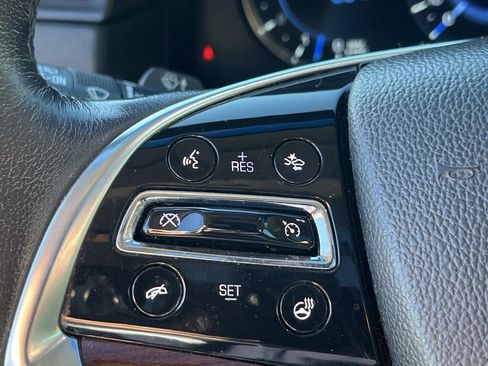 Used 2016 Cadillac Escalade Premium image 33