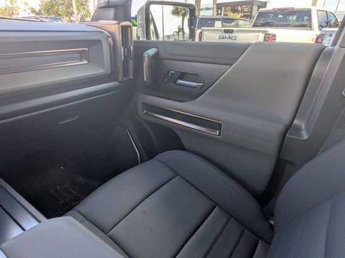 Used 2025 GMC Hummer EV 3X AWD/4WD image 19