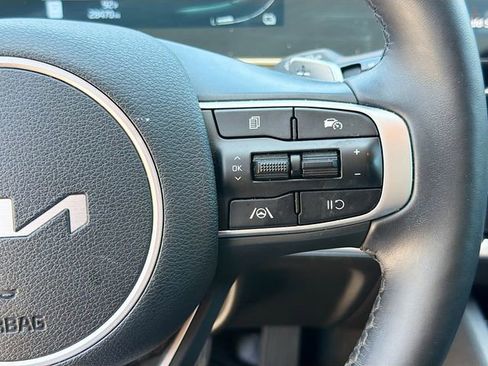 Used 2023 Kia Sportage EX AWD/4WD image 37