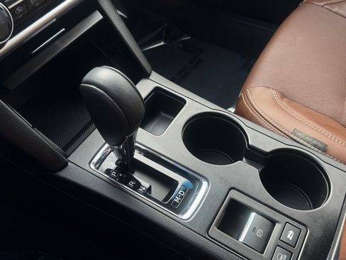 Used 2019 Subaru Outback 2.5i Touring w/ Popular Package #3A image 16