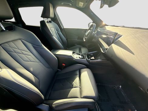 Used 2025 BMW X3 xDrive30i image 29