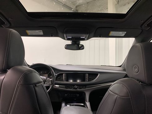 Used 2024 Buick Enclave Essence w/ Experience Buick Package image 18