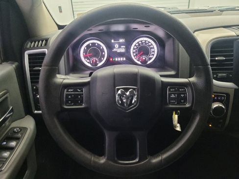 Used 2015 RAM 1500 Classic SLT image 22