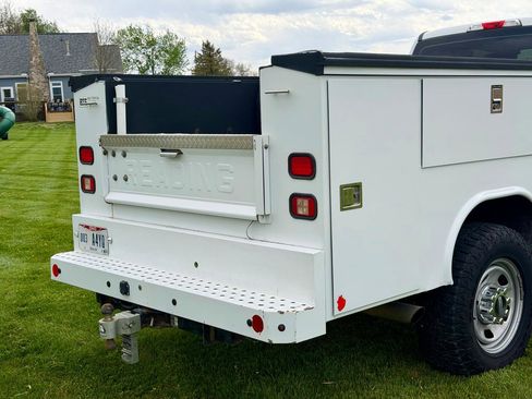 Used 2018 Ford F350 XL w/ Power Equipment Group AWD/4WD image 35