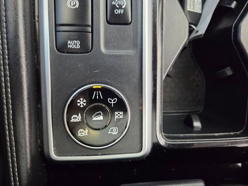 Used 2022 Nissan Pathfinder Platinum w/ Cargo Package AWD/4WD image 48