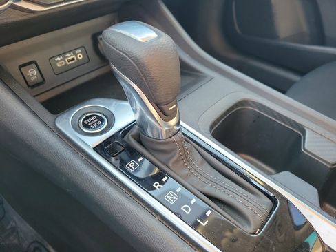 Certified 2024 Nissan Sentra SV image 29