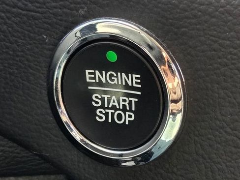 Used 2024 Ford Edge SEL image 27