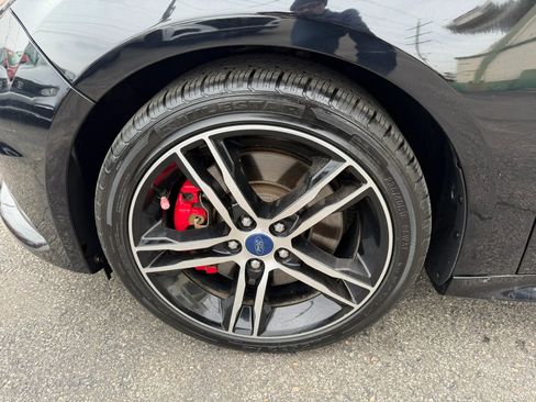 Used 2017 Ford Focus ST image 59