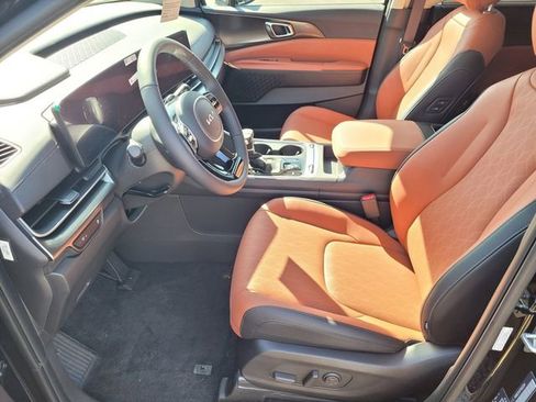 New 2026 Kia Carnival SX FWD image 8