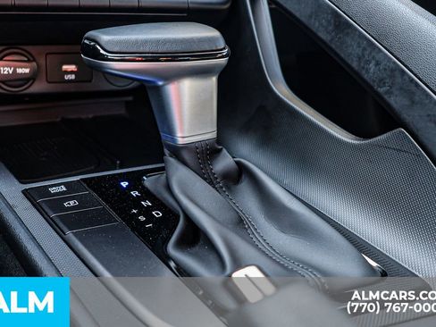 Used 2025 Hyundai Elantra Sport image 42