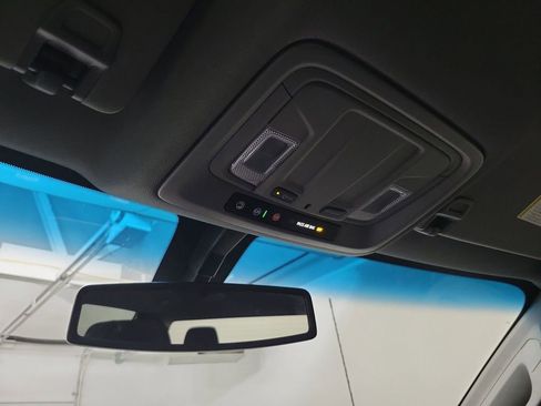 Used 2021 GMC Sierra 2500 Base w/ Convenience Package image 13