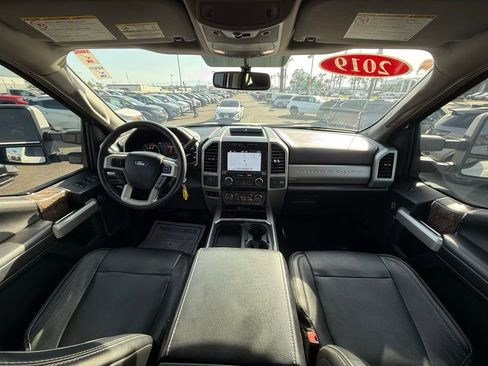 Used 2019 Ford F250 Lariat w/ Lariat Value Package image 15