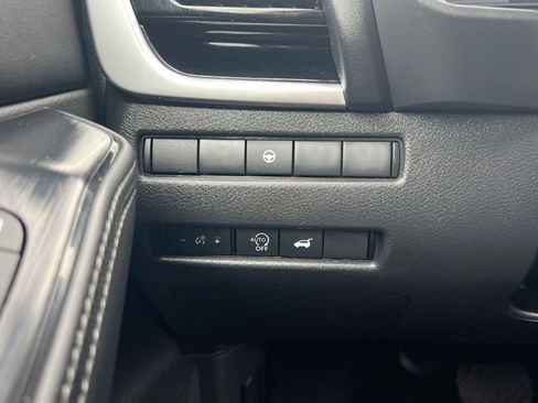 Certified 2026 Nissan Rogue SL AWD/4WD image 10