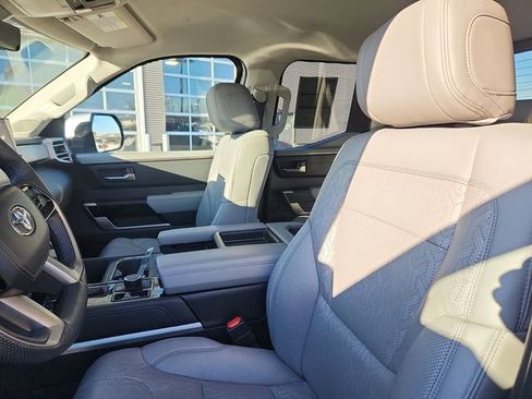 Used 2022 Toyota Tundra Limited image 21