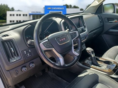 Used 2022 GMC Canyon Elevation w/ Elevation Premium Package AWD/4WD image 9