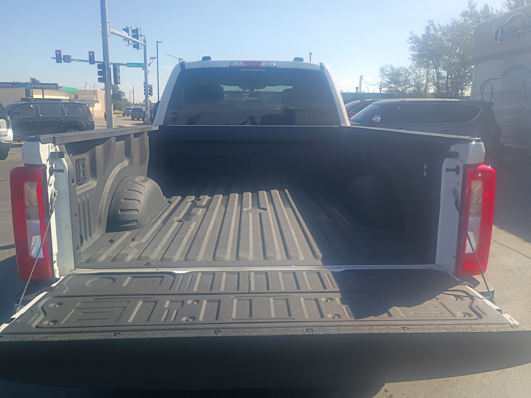 Used 2022 Ford F350 XLT w/ XLT Value Package AWD/4WD image 14