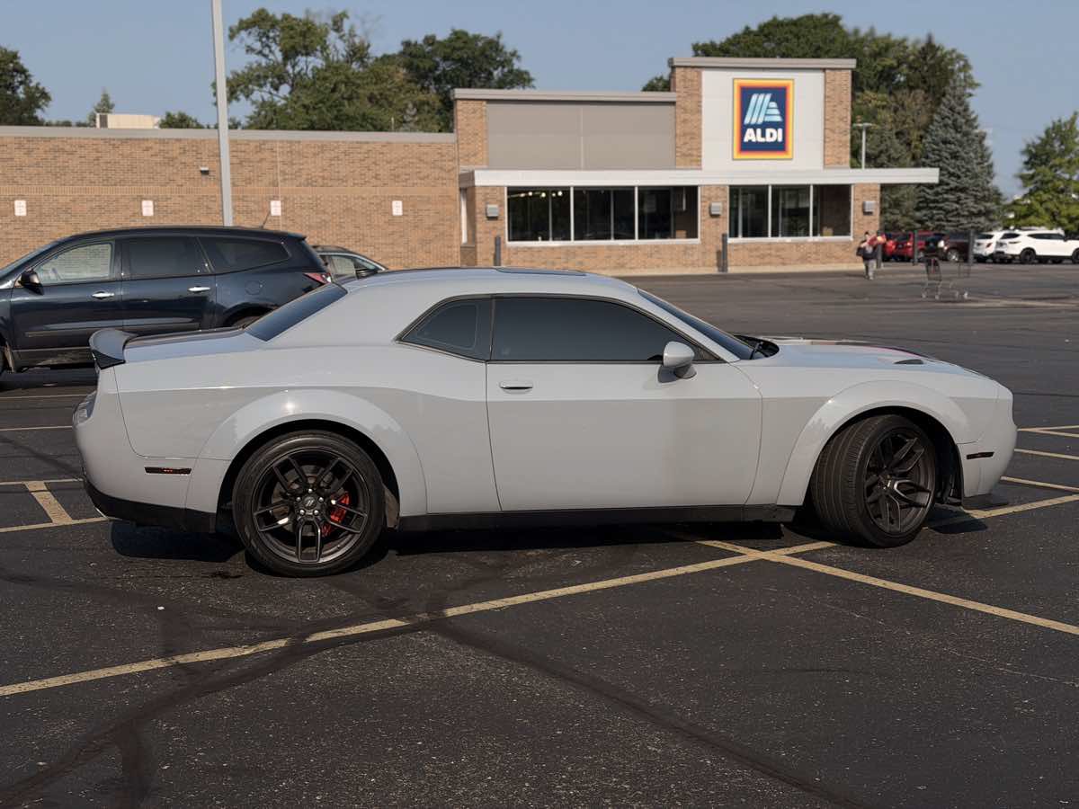 Used 2022 Dodge Challenger R/T Scat Pack RWD image 4