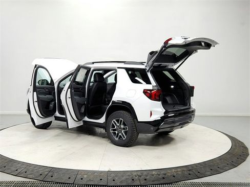 New 2026 GMC Terrain AT4 image 13