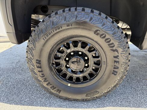 New 2026 GMC Sierra 2500 AT4X w/ AT4X AEV Edition AWD/4WD image 18