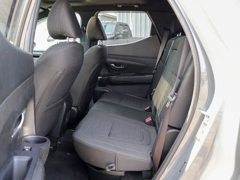 Used 2023 Hyundai Santa Cruz SEL Premium image 9