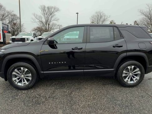 Used 2026 Chevrolet Equinox LT FWD image 5