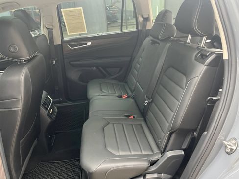 Certified 2026 Volkswagen Atlas SEL AWD/4WD image 32
