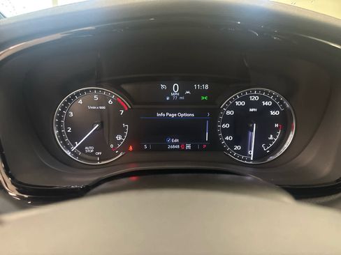 Used 2024 Cadillac XT6 Luxury image 30